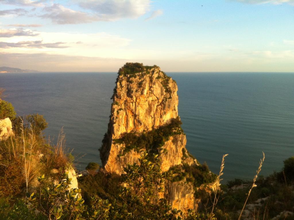 Domus Hotel Terracina Exterior photo